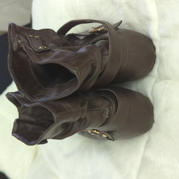 Brown Slouch Boots - Picture 4 of 4